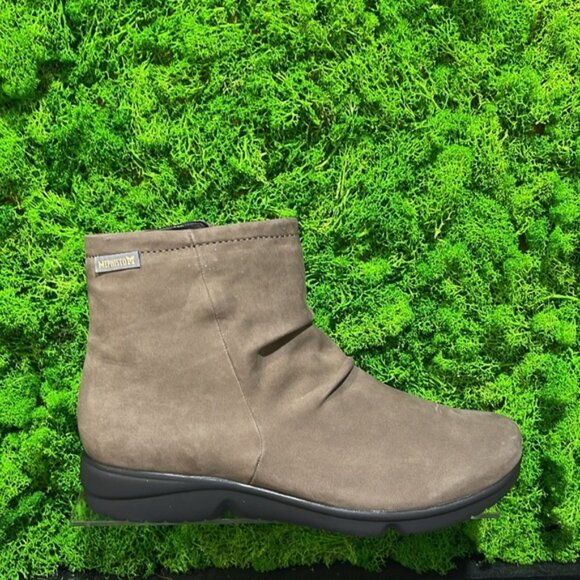 Mephisto Rezia Women's Ankle Boot - Picture 5 of 8